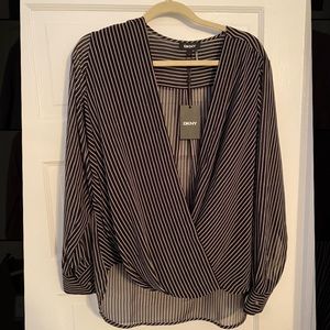 DKNY wrap style high-low top